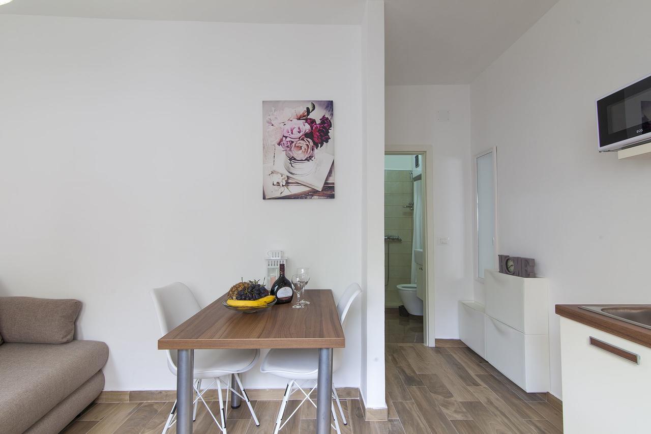 Apartment Francesco Šibenik Esterno foto