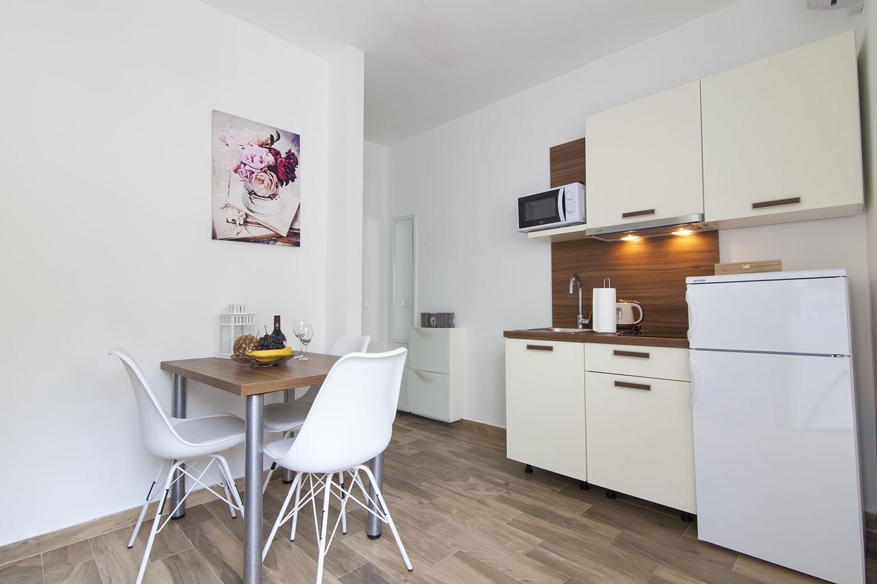 Apartment Francesco Šibenik Esterno foto
